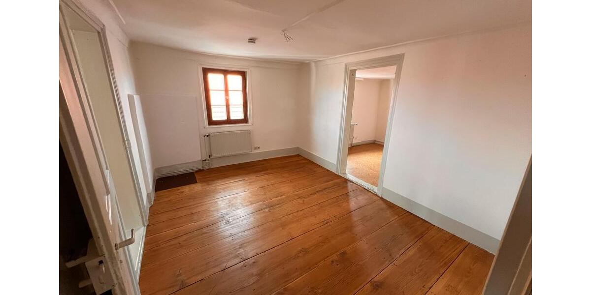 Etagenwohnung Hechingen - 5 Zimmer, 105 m&sup2;, 600&euro; | Angebot:26463438