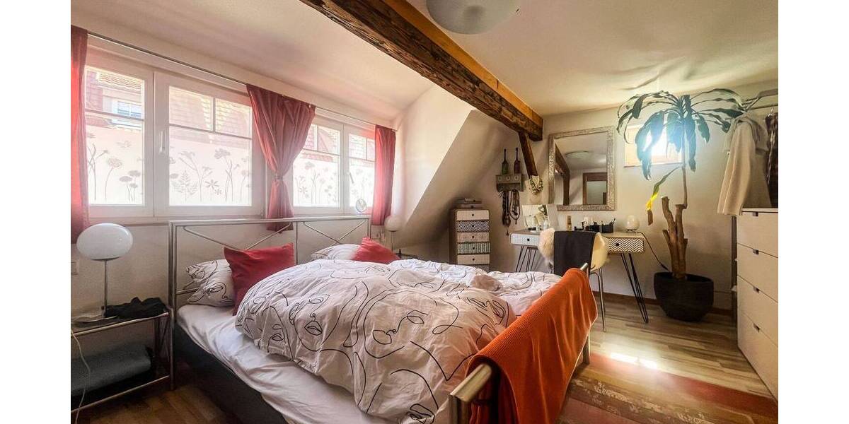 Einfamilienhaus Sindelfingen Mitte - 5 Zimmer, 140 m&sup2;, 1.500&euro; | Angebot:26515151