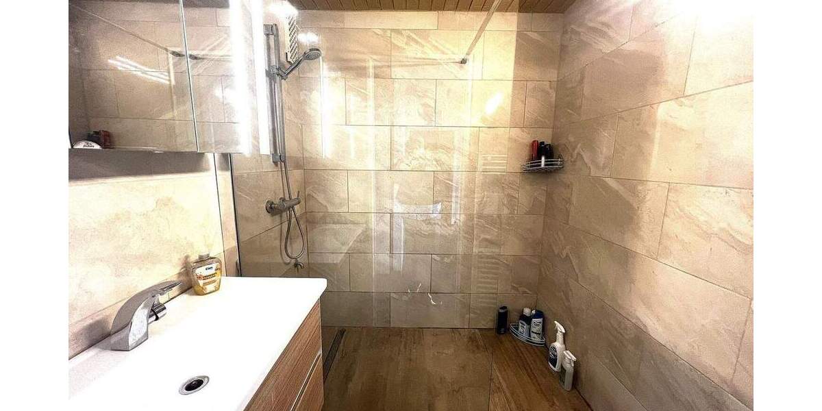 Etagenwohnung Sindelfingen Mitte - 3 Zimmer, 82 m&sup2;, 169.000&euro; | Angebot:25707743