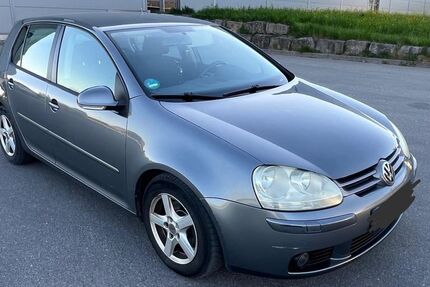 VW Golf 278.000 km 2.299 &euro; Wildberg 72218