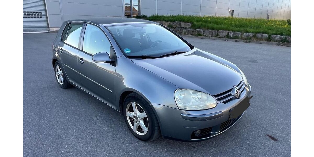VW Golf 278.000 km 2.899 &euro; Wildberg 72218