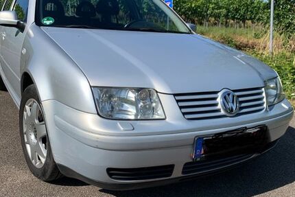 VW Bora 215.000 km 1.600 &euro; Stuttgart 70565
