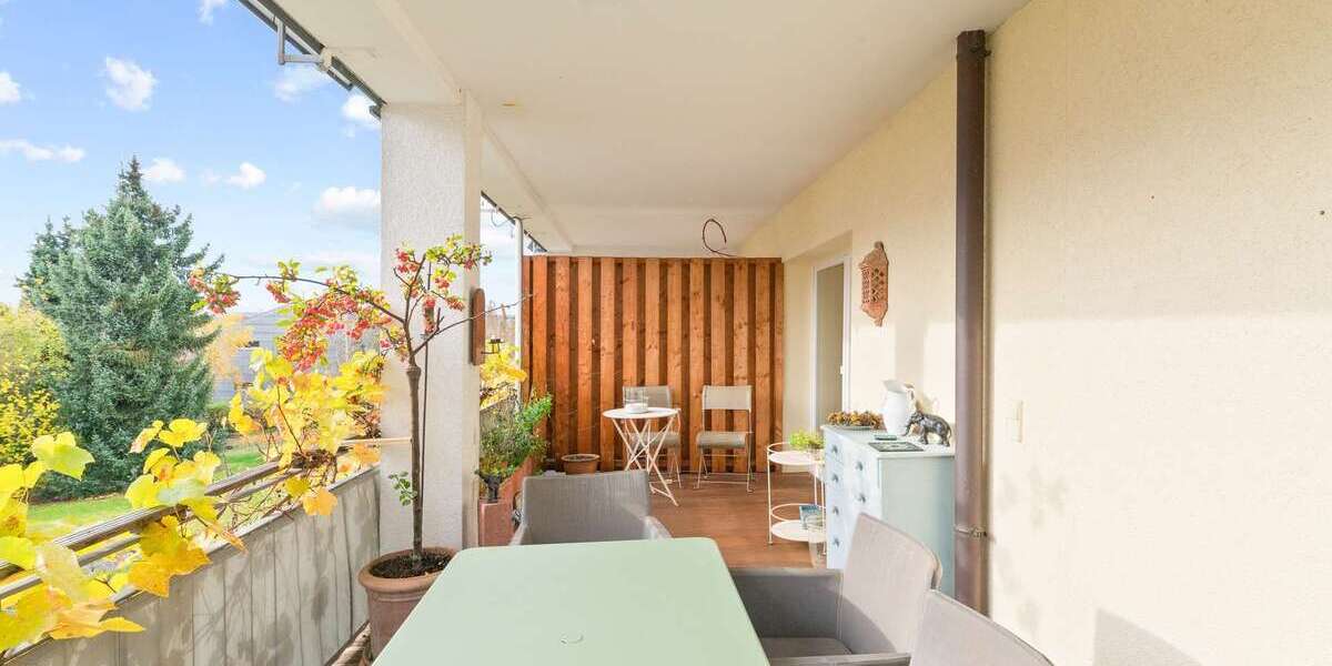 Etagenwohnung Herrenberg - 3.5 Zimmer, 118 m&sup2;, 1.638&euro; | Angebot:25750597