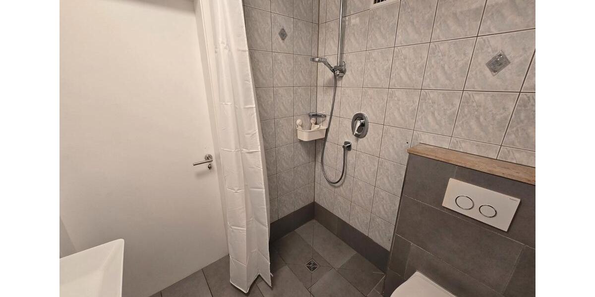 Erdgeschoßwohnung Stuttgart Sillenbuch - 1.5 Zimmer, 33 m&sup2;, 180.000&euro; | Angebot:25980634