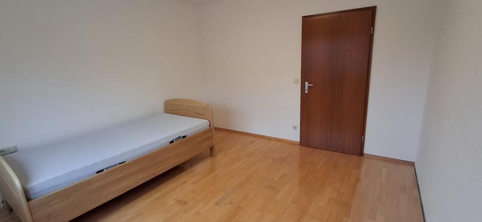 Mehrfamilienhaus, Wohnhaus Stuttgart Sillenbuch - 2 Zimmer, 61 m&sup2;, 297.000&euro; | Angebot:25178214