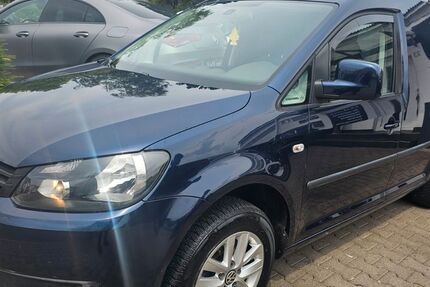 VW Caddy 166.937 km 8.680 &euro; Magstadt 71106