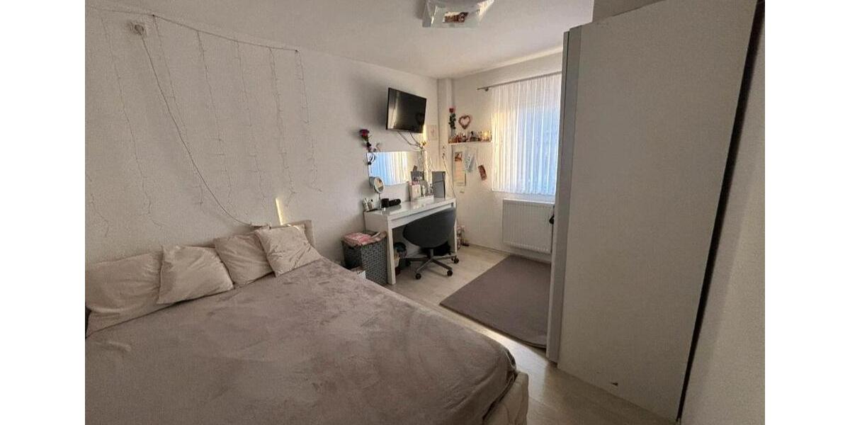 Reihenhaus Reutlingen Sondelfingen - 4 Zimmer, 98 m&sup2;, 385.000&euro; | Angebot:26384989