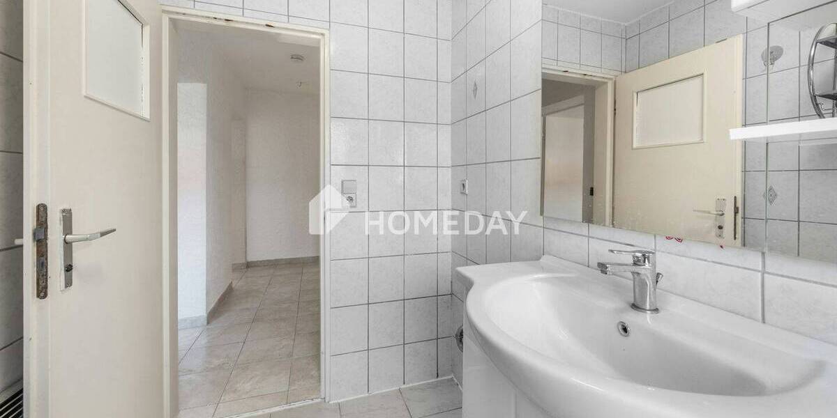 Etagenwohnung Bad Urach - 4 Zimmer, 91 m&sup2;, 189.000&euro; | Angebot:25997120