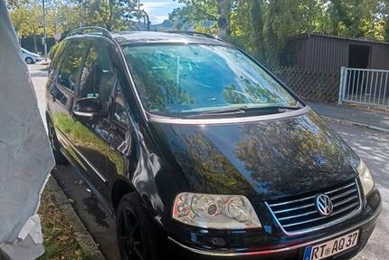VW Sharan 283.000 km 3.999 &euro; Reutlingen 72760