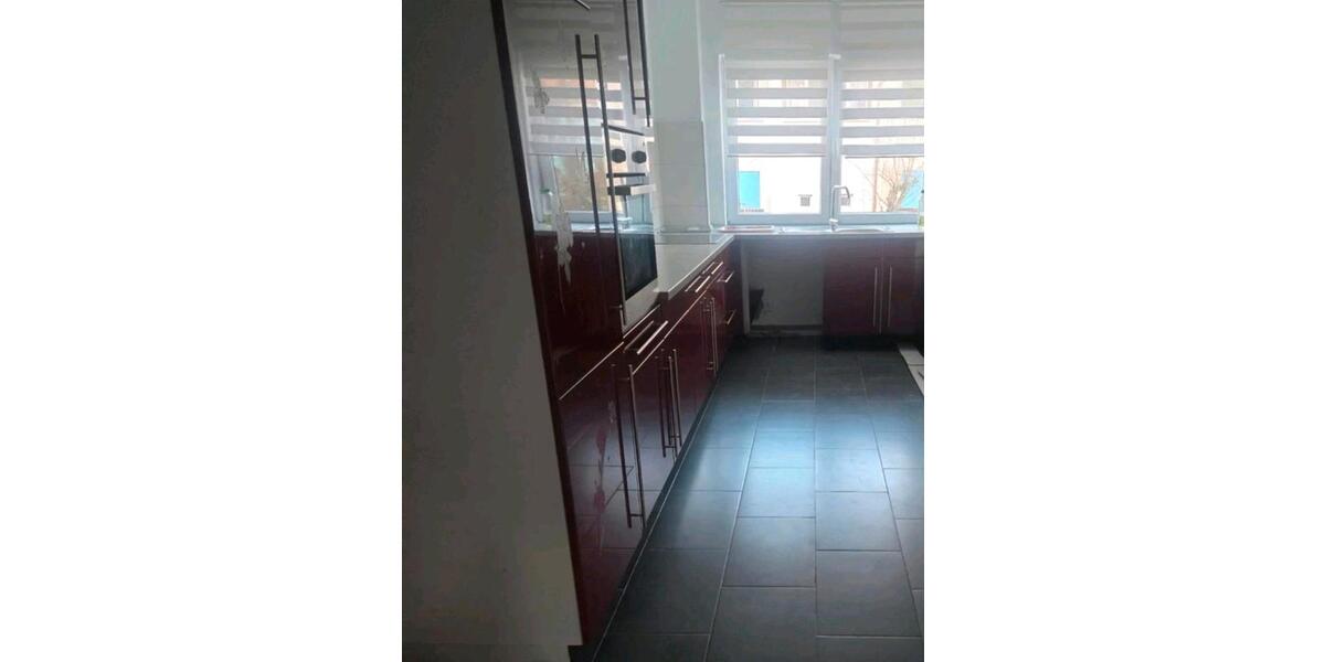 Etagenwohnung Burladingen - 4 Zimmer, 115 m&sup2;, 850&euro; | Angebot:26058320