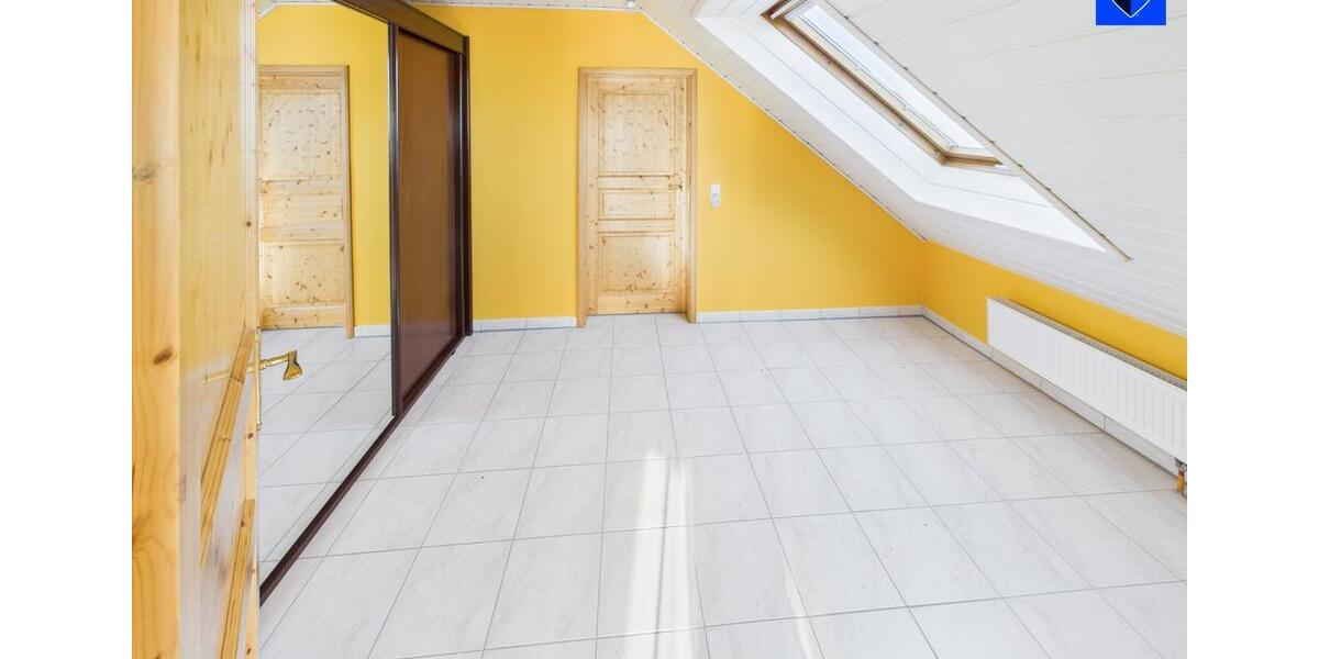 Einfamilienhaus Sindelfingen Sindelfingen (Stadt) - 7 Zimmer, 266 m&sup2;, 995.000&euro; | Angebot:25219763