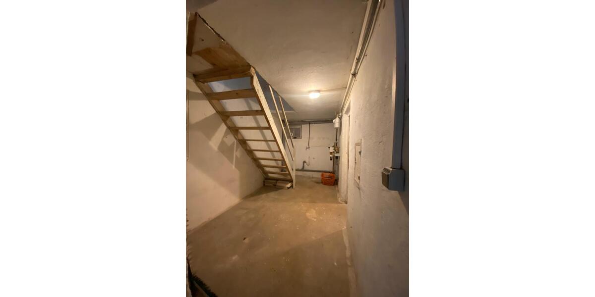 Reihenhaus Nürtingen - 4 Zimmer, 80 m&sup2;, 1.245&euro; | Angebot:25639747