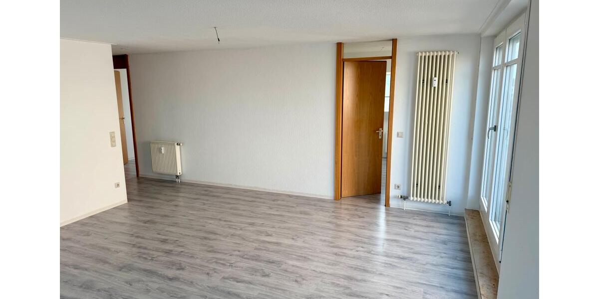 Dachgeschoßwohnung Sindelfingen Darmsheim - 3 Zimmer, 78 m&sup2;, 300.000&euro; | Angebot:26987220