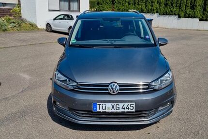 VW Touran 98.700 km 18.000 &euro; Herrenberg 71083