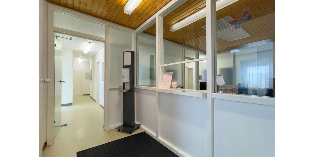 Gewerbeobjekt Schönaich - 1.500&euro; | Angebot:26022345