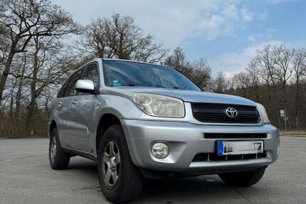 Toyota RAV 4 260.600 km 2.980 &euro; Sindelfingen 71065