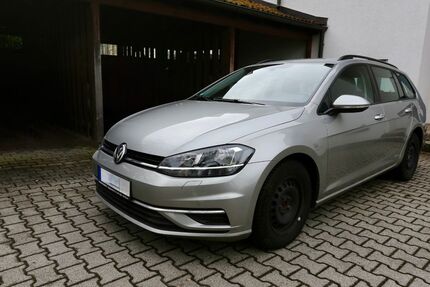 VW Golf 232.000 km 9.500 &euro; Stuttgart 70619