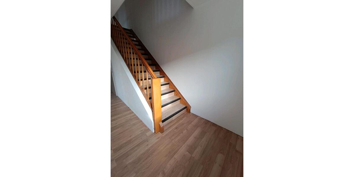 Etagenwohnung Lichtenstein - 1.5 Zimmer, 135 m&sup2;, 1.510&euro; | Angebot:25634559