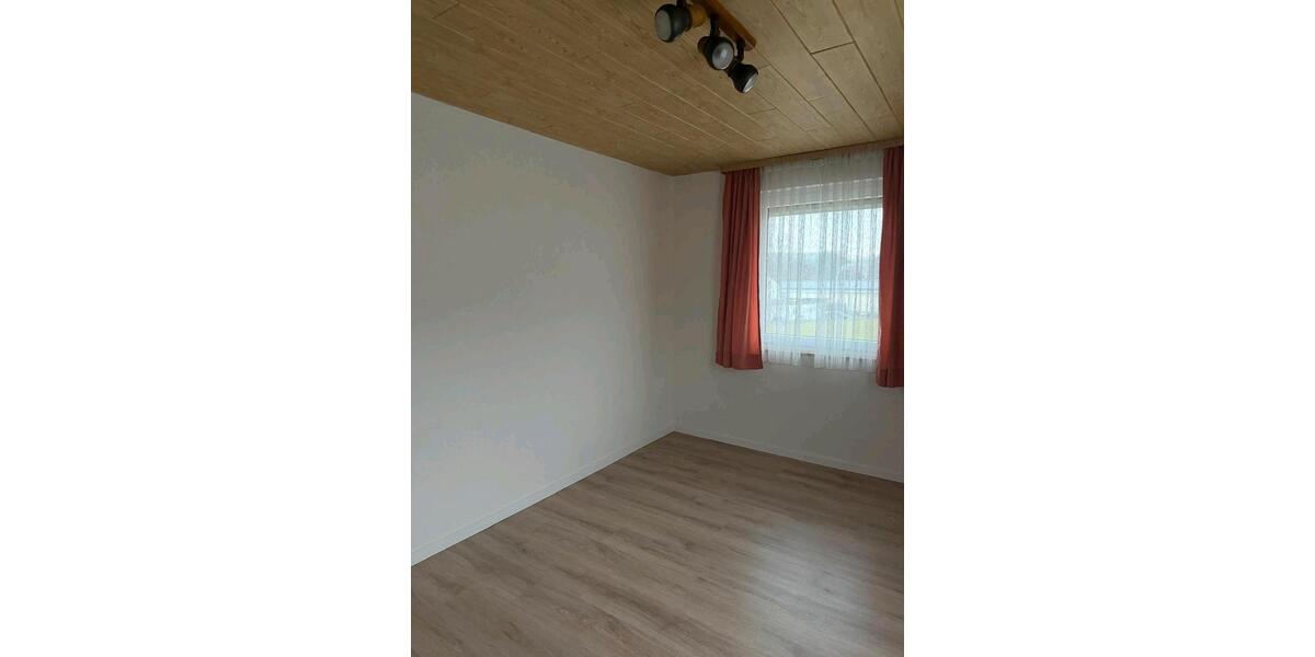 Etagenwohnung Nagold - 3 Zimmer, 72 m&sup2;, 265.000&euro; | Angebot:24898615
