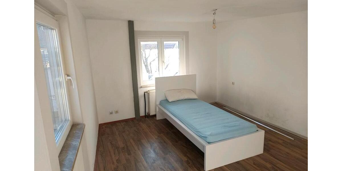 Etagenwohnung Tübingen - 3 Zimmer, 65 m&sup2;, 800&euro; | Angebot:24782064