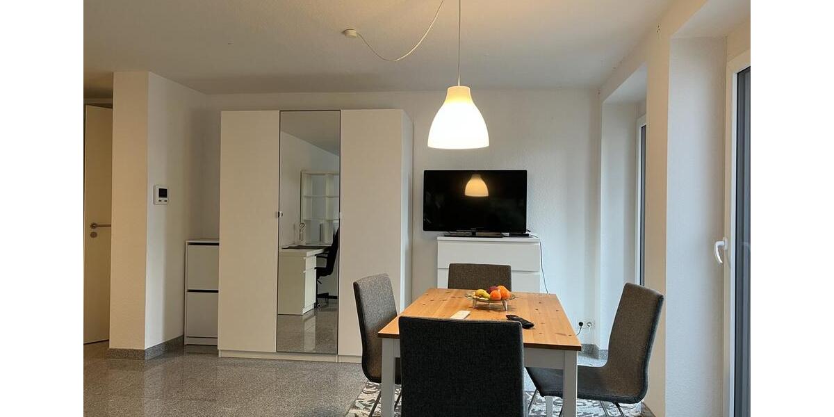 Etagenwohnung Stuttgart Botnang - 1.5 Zimmer, 46 m&sup2;, 995&euro; | Angebot:26068577