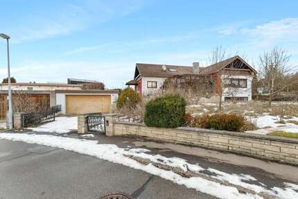 Haus Trochtelfingen - 9 Zimmer, 255 m&sup2;, 445.000&euro; | Angebot:25394943