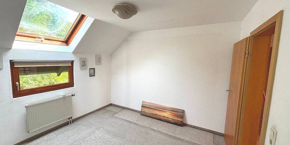 Etagenwohnung Reutlingen Gönningen - 6 Zimmer, 108 m&sup2;, 314.000&euro; | Angebot:25745081