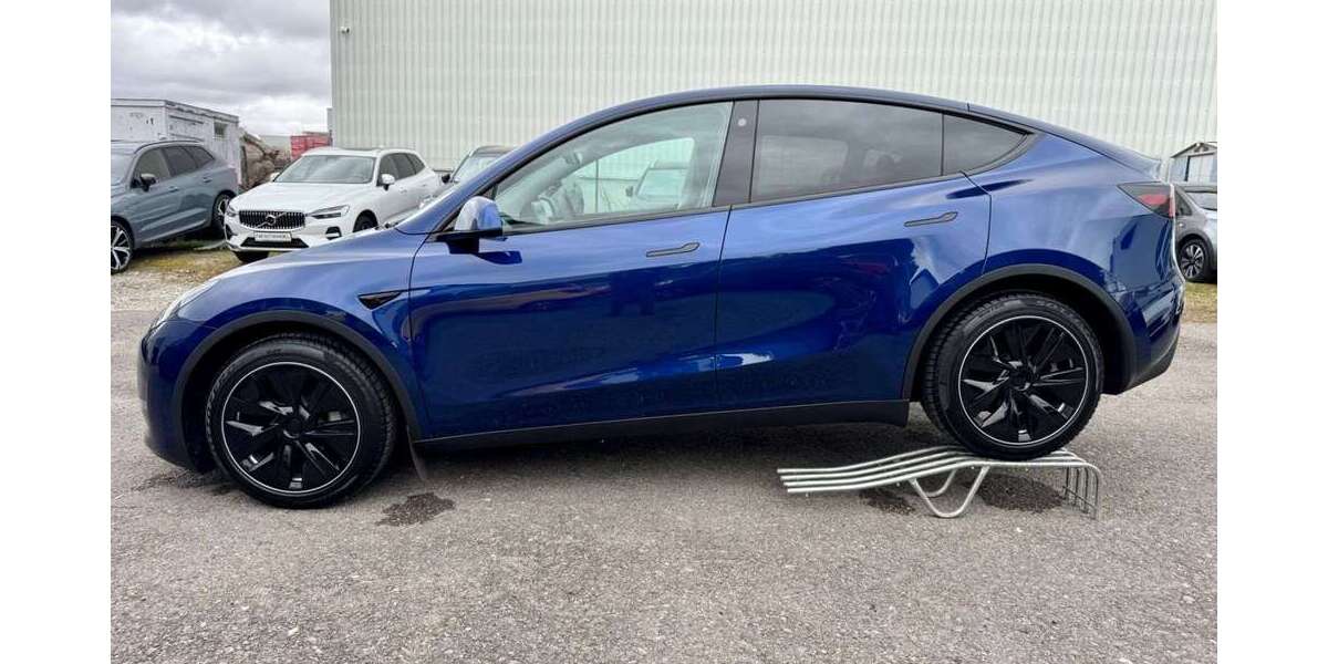 Tesla Model Y 43.078 km 37.999 &euro; Holzgerlingen 71088