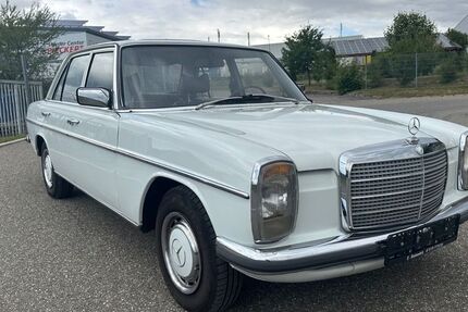 Mercedes-Benz 230 89.700 km 9.999 &euro; Empfingen 72186