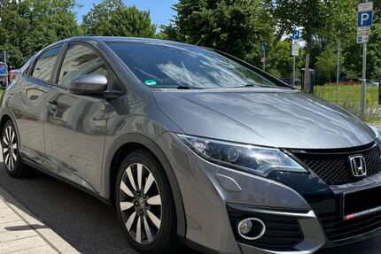 Honda Civic 137.000 km 12.800 &euro; Tübingen 72074
