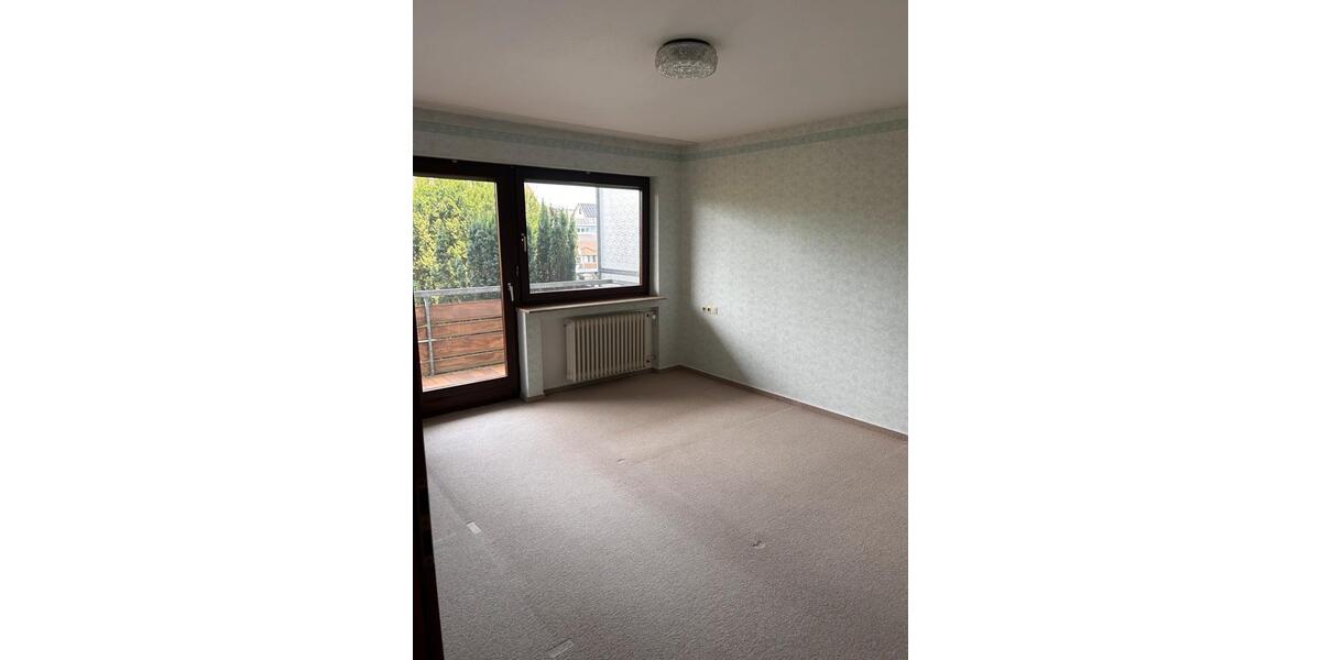 Reihenhaus Köngen - 8 Zimmer, 210 m&sup2;, 630.000&euro; | Angebot:27191337