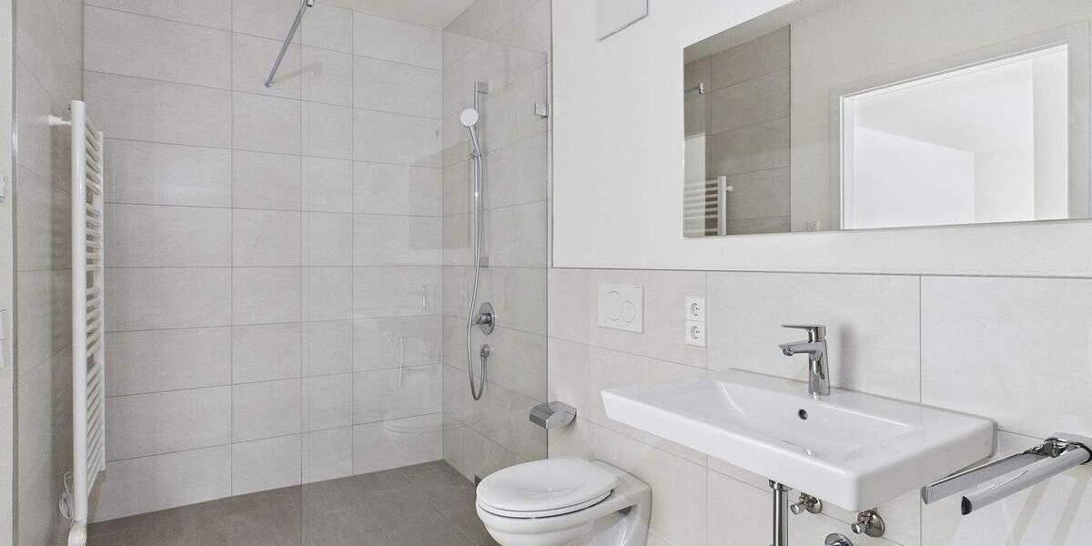 Etagenwohnung Sindelfingen Ost - 2 Zimmer, 73 m&sup2;, 1.360&euro; | Angebot:25669825