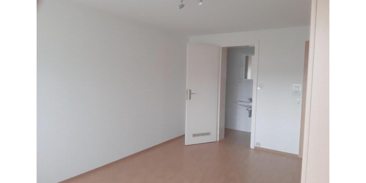 Etagenwohnung Stuttgart Vaihingen - 1 Zimmer, 20 m&sup2;, 350&euro; | Angebot:25977687
