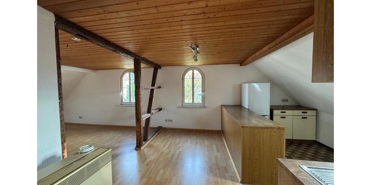 Dachgeschoßwohnung Beuren - 1.5 Zimmer, 42 m&sup2;, 530&euro; | Angebot:26695948