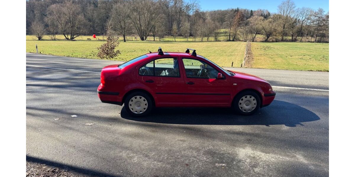 VW Bora 236.000 km 1.699 &euro; Böblingen 71032