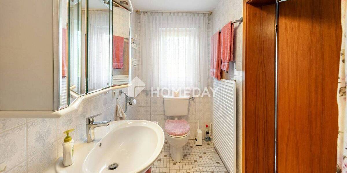 Einfamilienhaus Hechingen - 5 Zimmer, 151 m&sup2;, 425.000&euro; | Angebot:25798400