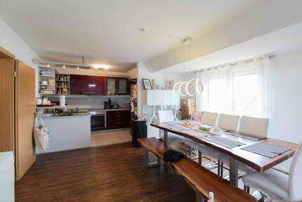 Haus Stuttgart Feuerbach - 3 Zimmer, 299.000&euro; | Angebot:25850630