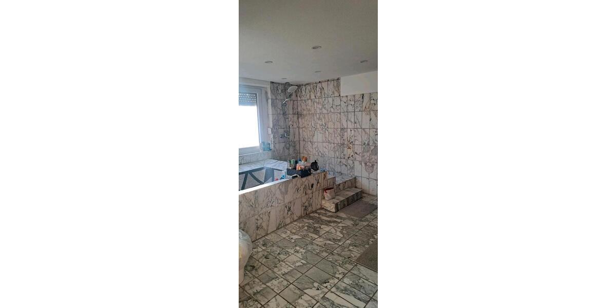 Einfamilienhaus Hechingen - 5.5 Zimmer, 150 m&sup2;, 380.000&euro; | Angebot:25972196