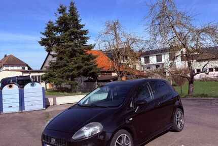 Fiat Grande Punto 158.235 km 2.999 &euro; Sindelfingen 71069