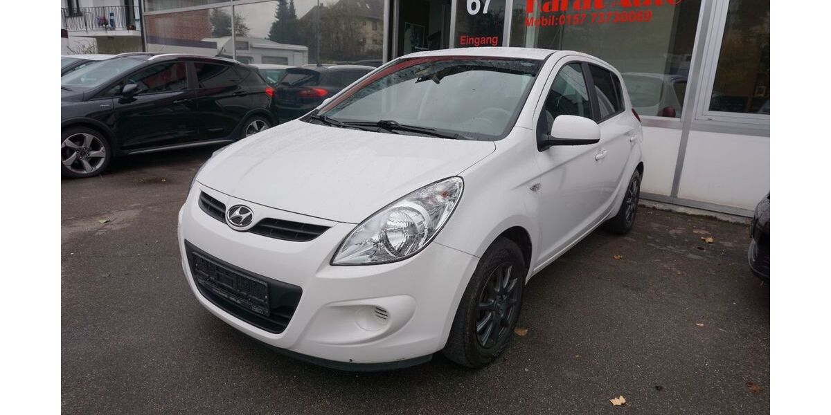 Hyundai i20 68.000 km 5.450 &euro; Böblingen 71032