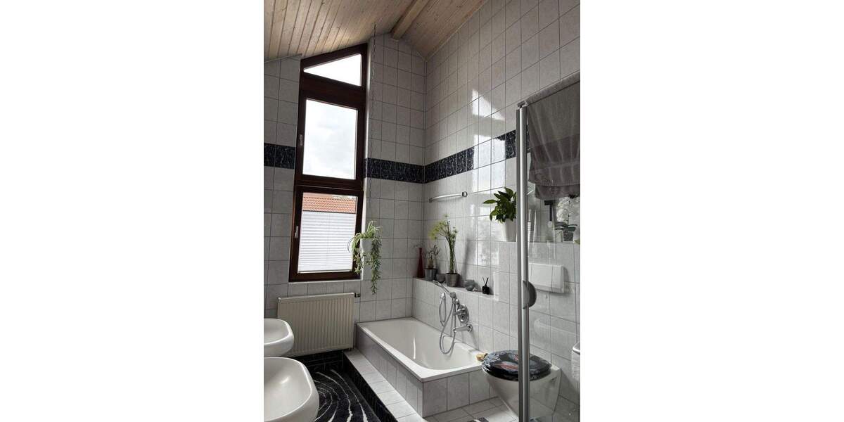 Doppelhaushälfte Böblingen Dagersheim - 7 Zimmer, 190 m&sup2;, 850.000&euro; | Angebot:25659264