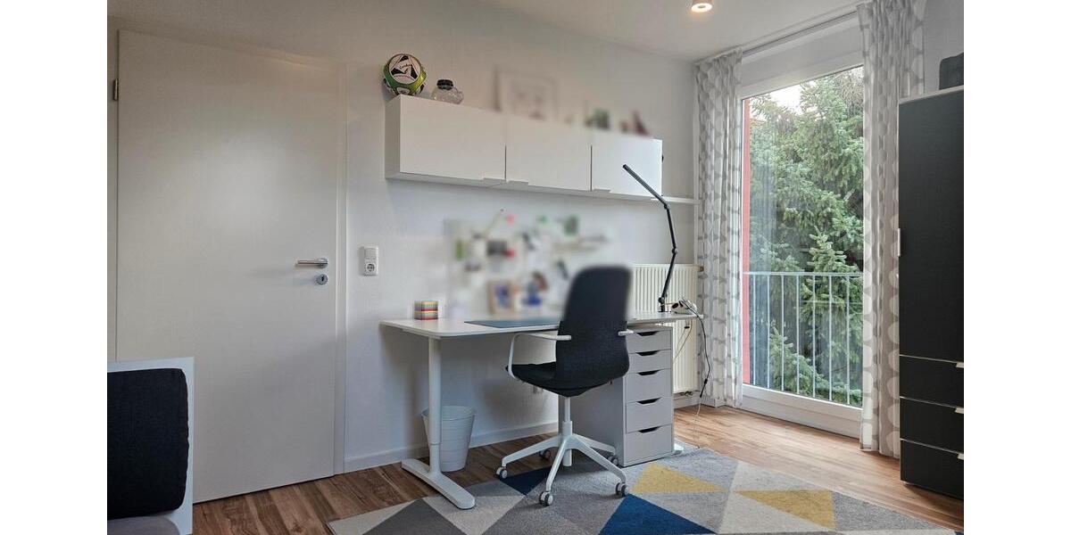 Doppelhaushälfte Reutlingen Reutlingen (Kernstadt) - 5.5 Zimmer, 136 m&sup2;, 739.000&euro; | Angebot:25590001