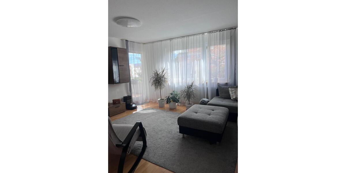 Erdgeschoßwohnung Reutlingen Reutlingen (Kernstadt) - 3.5 Zimmer, 86 m&sup2;, 1.030&euro; | Angebot:25647334