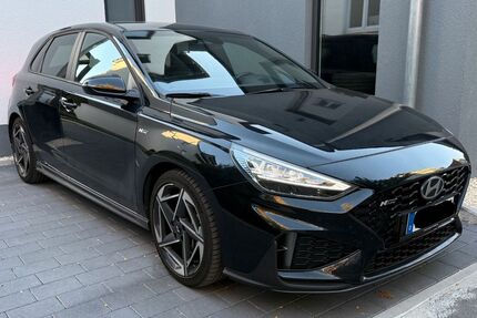 Hyundai i30 14.050 km 25.000 &euro; Stuttgart 70435