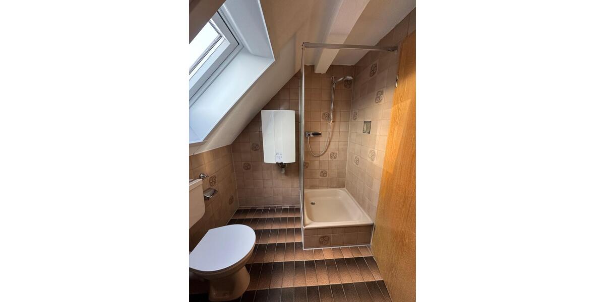 Dachgeschoßwohnung Beuren - 1.5 Zimmer, 42 m&sup2;, 530&euro; | Angebot:26695948