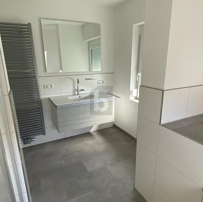 RUHIG WOHNEN MIT GARTEN UND WEITBLICK - Einfamilienhaus Ofterdingen | Angebot:27503222