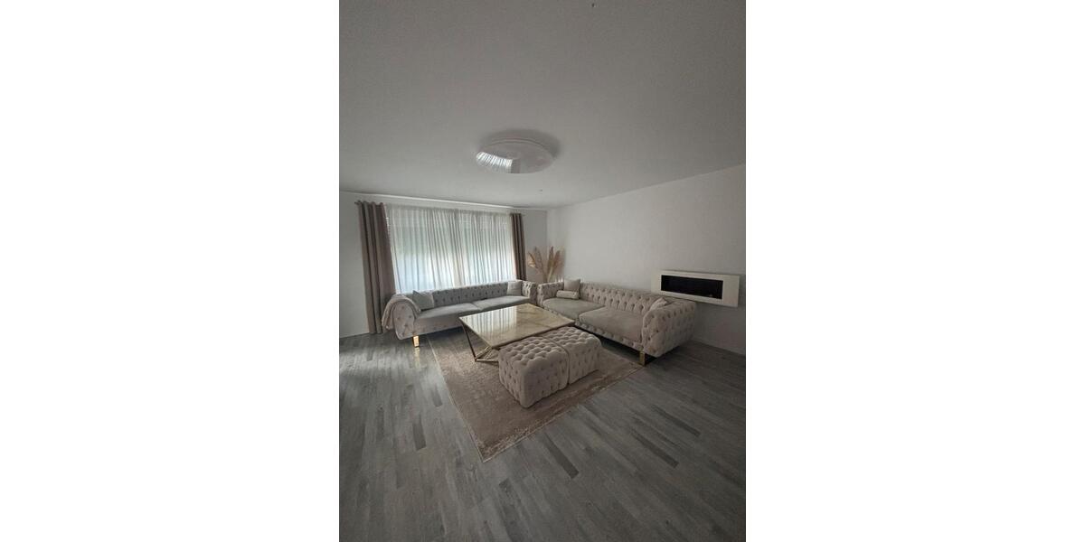 Erdgeschoßwohnung Pfullingen - 4.5 Zimmer, 98 m&sup2;, 375.000&euro; | Angebot:26427753