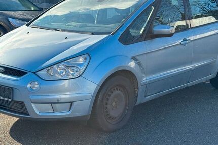 Ford S-Max 279.000 km 1.290 &euro; Tübingen 72072