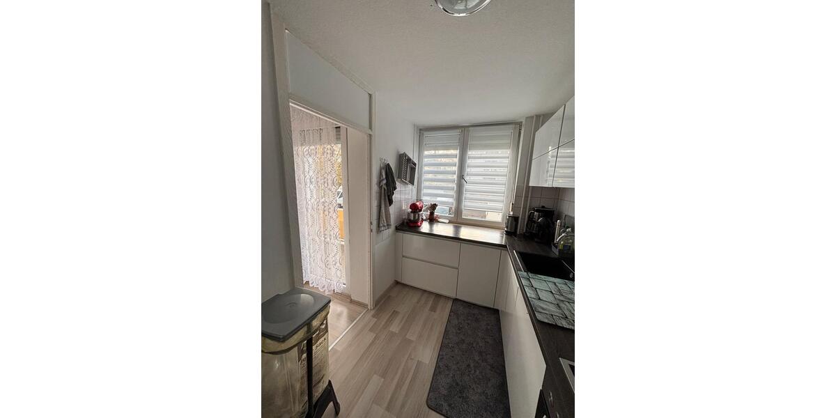 Etagenwohnung Rottenburg am Neckar - 4 Zimmer, 98 m&sup2;, 1.300&euro; | Angebot:25926122