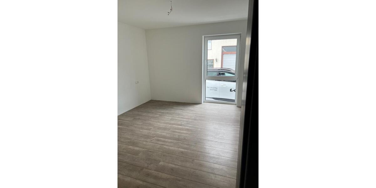 Etagenwohnung Eutingen im Gäu - 3 Zimmer, 93 m&sup2;, 1.000&euro; | Angebot:25046481